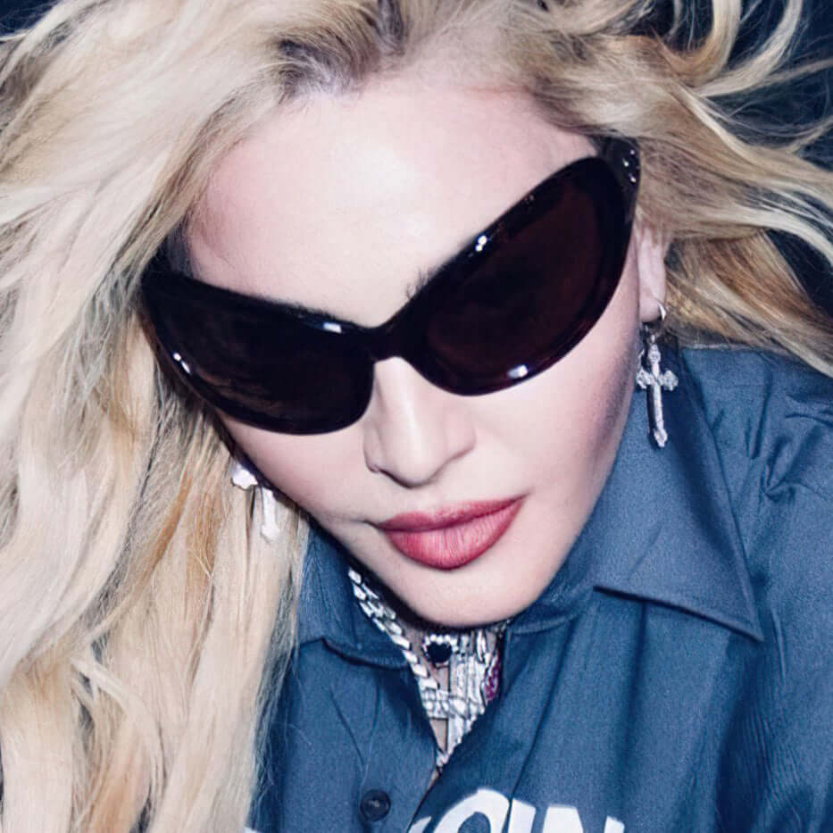 Translation missing: es.Madonna - Plastic Books: Madonna