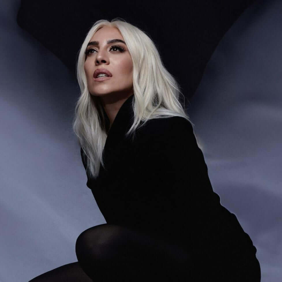 Translation missing: es.Mónica Naranjo - Plastic Books: Mónica Naranjo